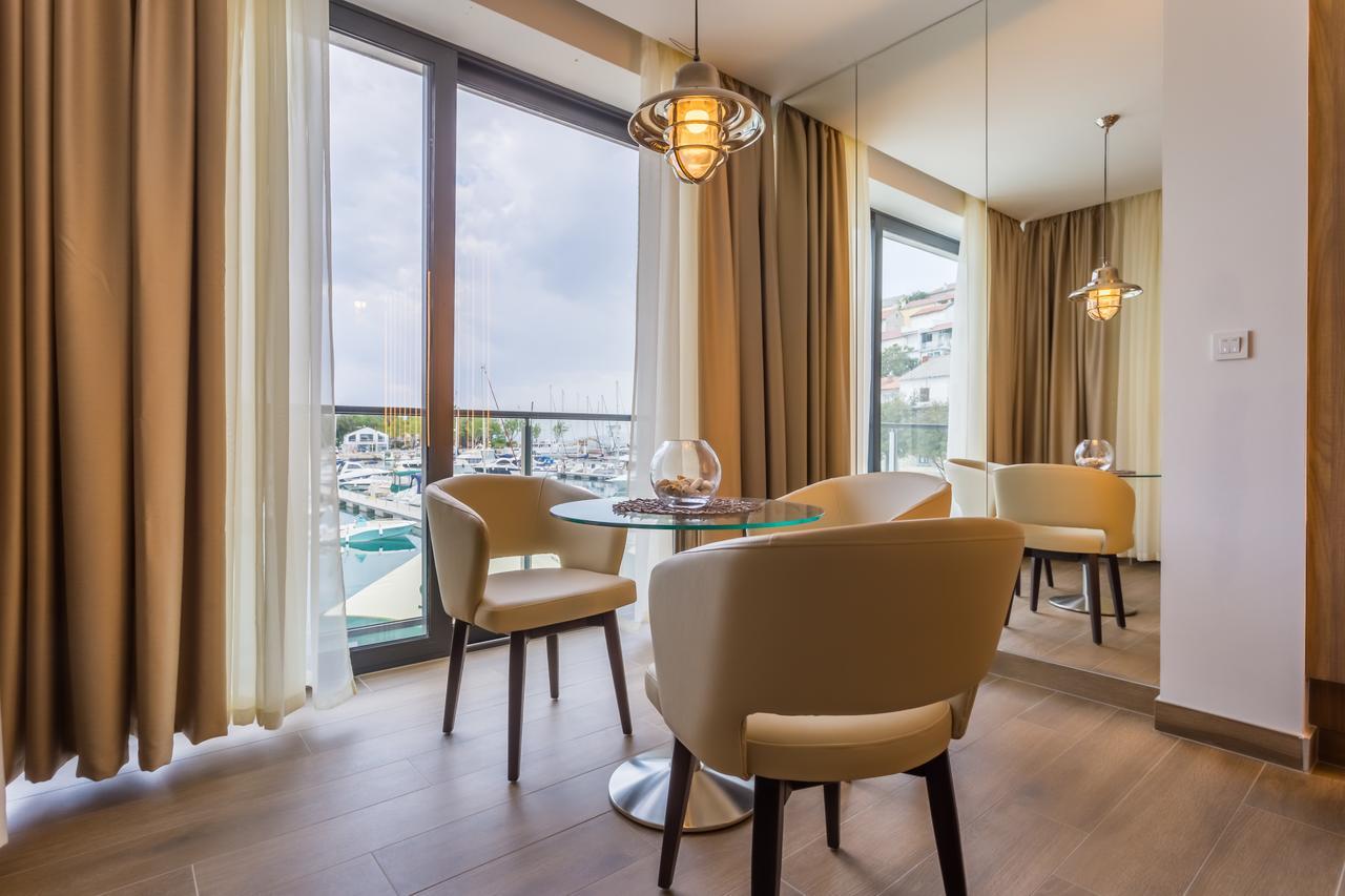 Apartments Marina Novi Novi Vinodolski Kültér fotó