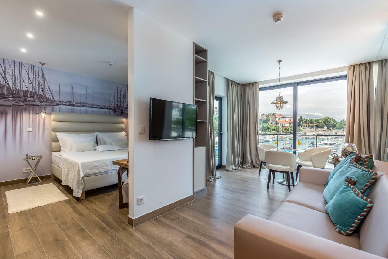 Apartments Marina Novi Novi Vinodolski Kültér fotó